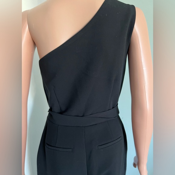 Banana Republic Black One Shoulder Wide Legs Cropped Jumper Romper Size 2 - Picture 5 of 14